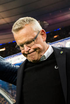 Sveriges förbundskapten Janne Andersson deppar