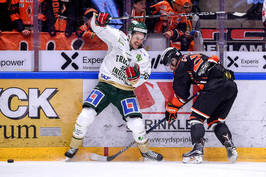 Frölundas Jonathan Sigalet och Karlskronas Robin Gartner