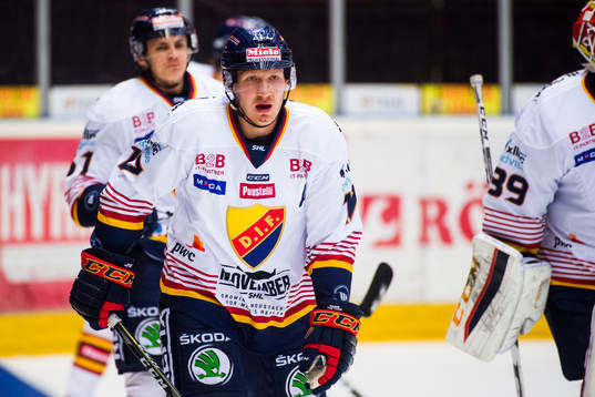 Djurgårdens Henrik Eriksson före ishockeymatchen i SHL