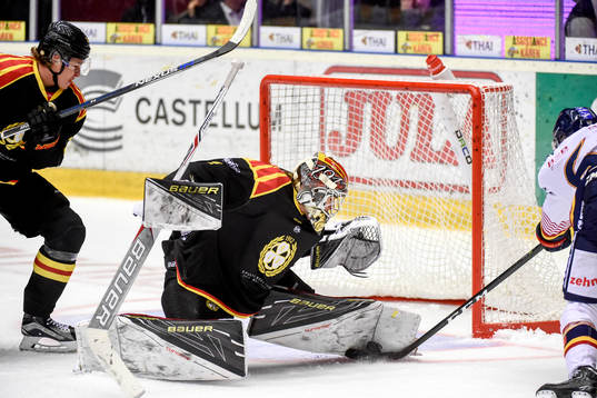Brynäs målvakt Felix Sandström