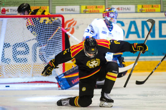 Brynäs Oskar Lindblom jublar