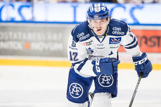 Leksands Fredrik Forsberg  i ishockeymatchen i SHL mellan