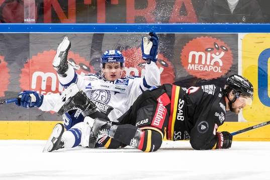 Leksands Martin Karlsson faller