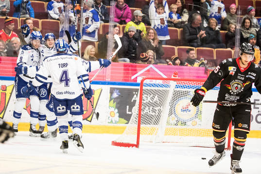 Leksands Isak Skedung jublar