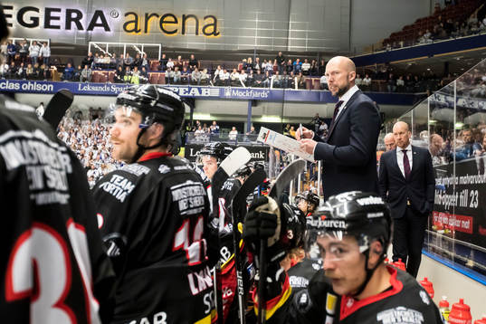 Luleås assisterande tränare Anders Burström  i