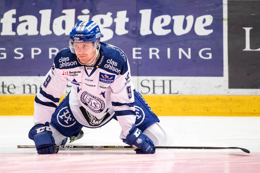 Leksands Lukas Ericsson  i ishockeymatchen i SHL mellan