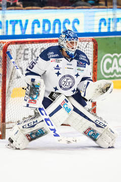Leksands målvakt Atte Engren  i ishockeymatchen i SHL