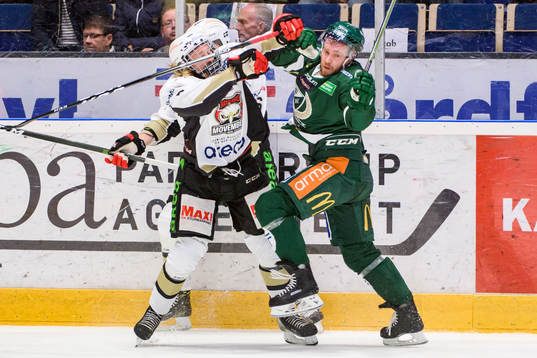 Malmö Redhawks Marcus Sylvegård och Färjestads Linus