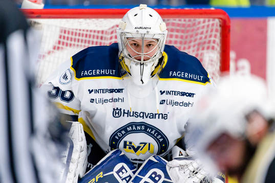 s målvakt Linus Söderström