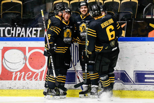 Skellefteås Axel Holmström jublar
