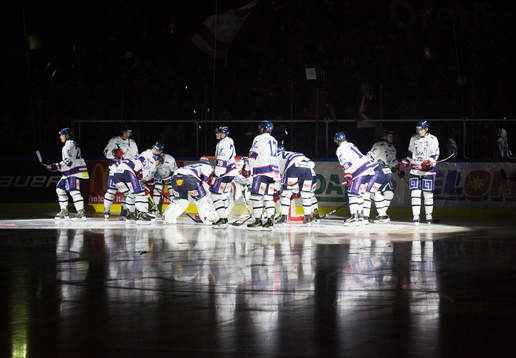 Linköping samlas innan ishockeymatchen i SHL mellan