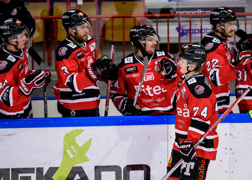 Piteås Petter Mäkitalo jublar