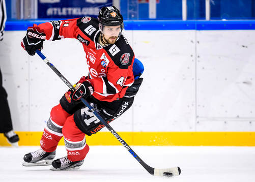 Piteås Johannes Tornberg med pucken
