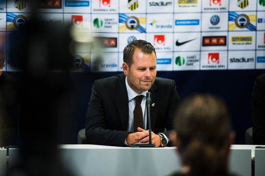 Mikael Stahre