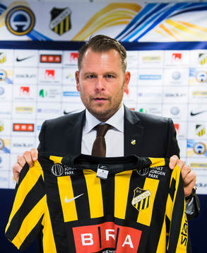 Mikael Stahre