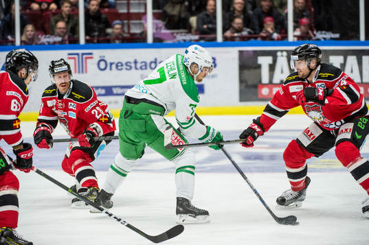 Rögles Patrik Cehlin mot Malmö Redhawks Konstantin