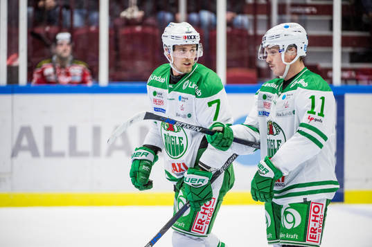 Rögles Patrik Cehlin och Bryan Lerg jublar med