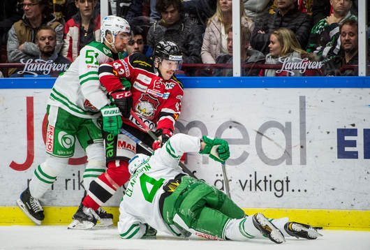 Malmö Redhawks Nichlas Hardt mot Rögles Dominik Granak