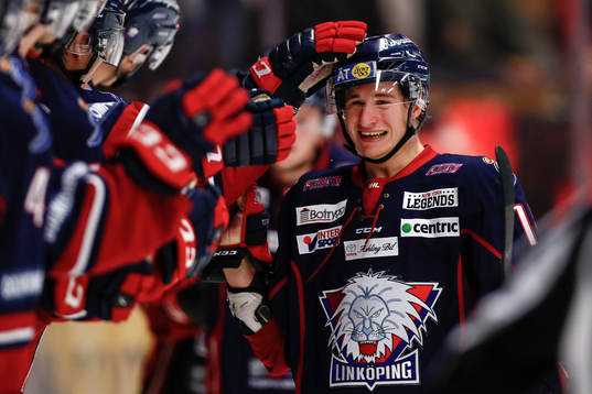 Linköpings Jacob Lilja jublar