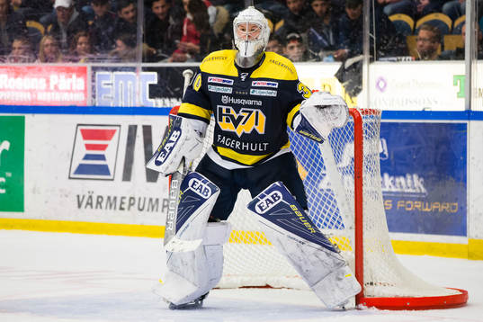 s målvakt Linus Söderström
