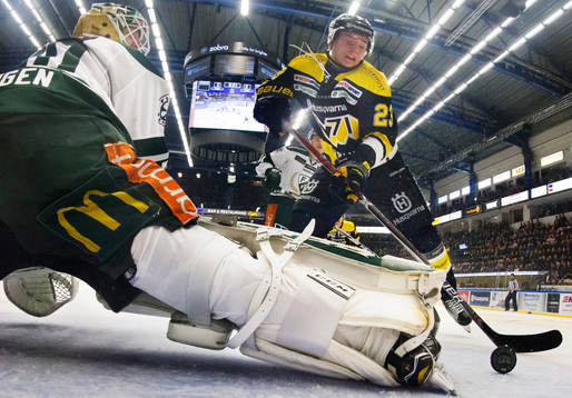 Bläddra bland fler bilder av Ishockey, SHL, HV71 - Färjestad