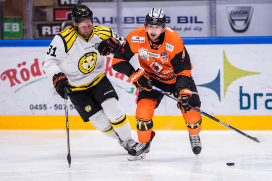 Brynäs Jonathan Granström och Karlskronas Robin Gartner
