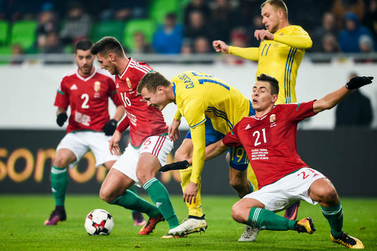 Sveriges Viktor Claesson och John Guidetti