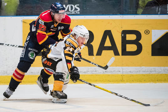 Djurgårdens Alexander Urbom och Skellefteås Andreas