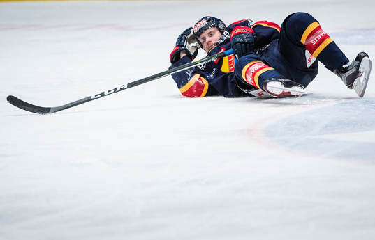 Djurgårdens Juuso Ikonen skadas