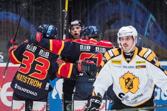 Djurgårdens spelare jublar