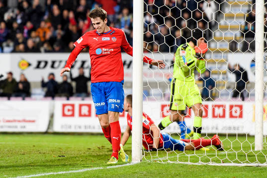 Helsingborgs Adam Eriksson deppar