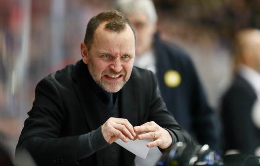 Brynäs tränare Thomas Berglund reagerar