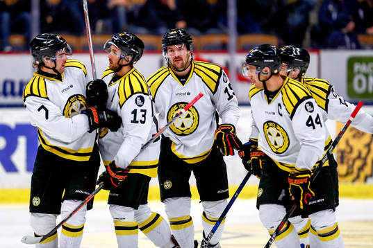 Brynäs Jacob Blomqvist jublar