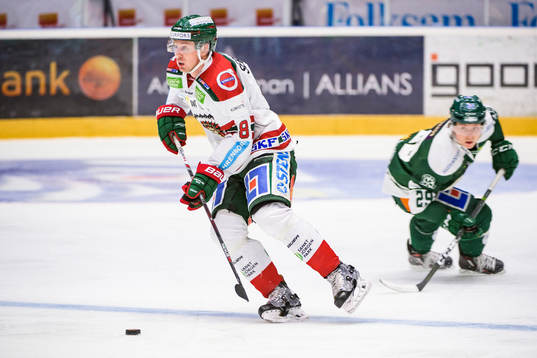 Frölundas John Nyberg och Färjestads Oskar Steen