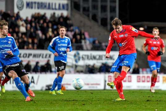 Bläddra bland fler bilder av Fotboll, Kval till Allsvenskan, Halmstad - Helsingborg