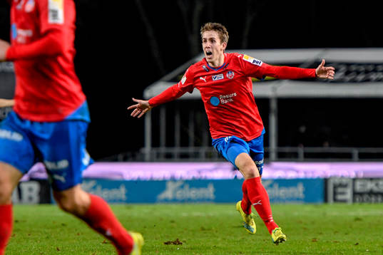 Helsingborgs Adam Eriksson jublar