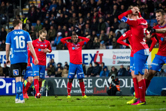 Helsingborgs Jonatan Olsson, Monday Samuel och Johan