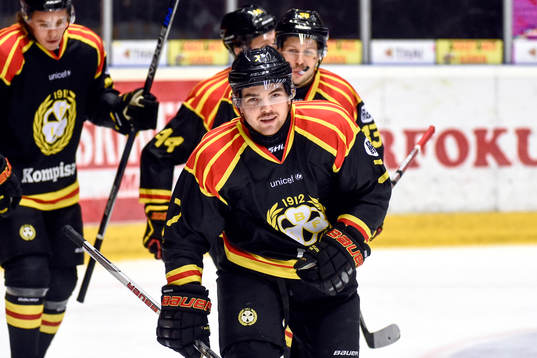 Brynäs Ponthus Westerholm jublar
