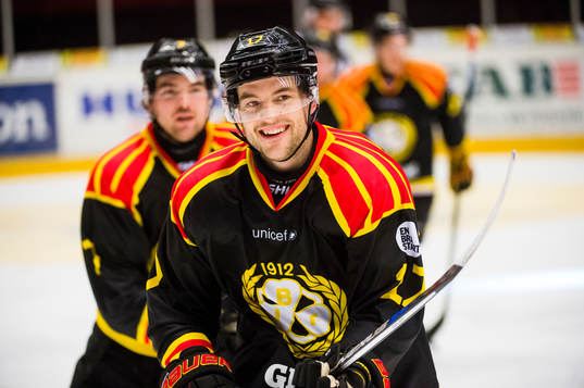 Brynäs Ponthus Westerholm och Pathrik Westerholm jublar