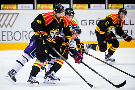 Brynäs Jesper Jensen och Linköpings Ken André Olimb