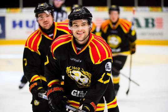 Brynäs Ponthus Westerholm och Pathrik Westerholm jublar