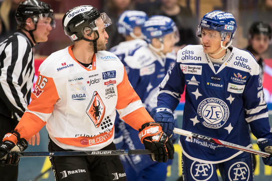Karlskronas John Henrion och Leksands Patrik Norén  i
