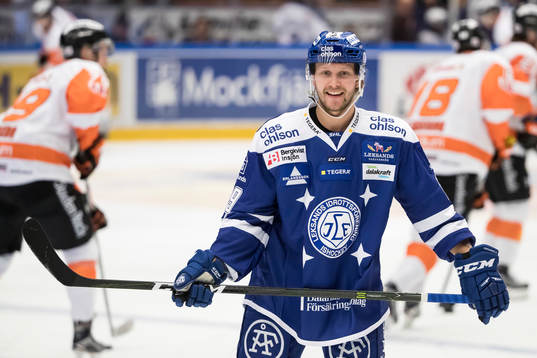 Leksands Alexander Ytterell  i ishockeymatchen i SHL mellan