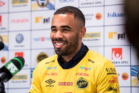Elfsborgs nyförvärv Alex Dyer presenterades