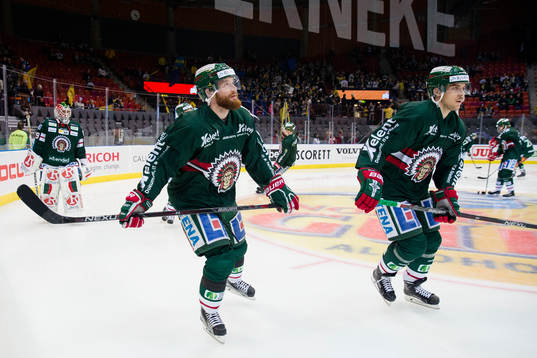 Frölundas Robin Figren och Henrik Tömmernes