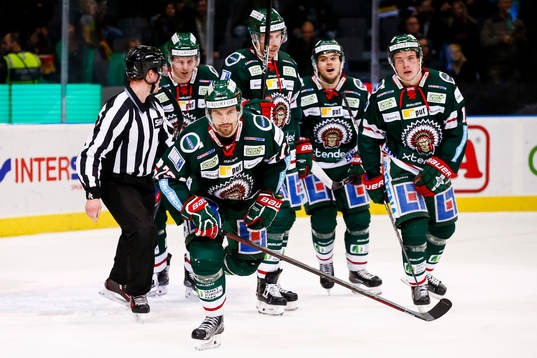 Frölundas Patrik Carlsson jublar