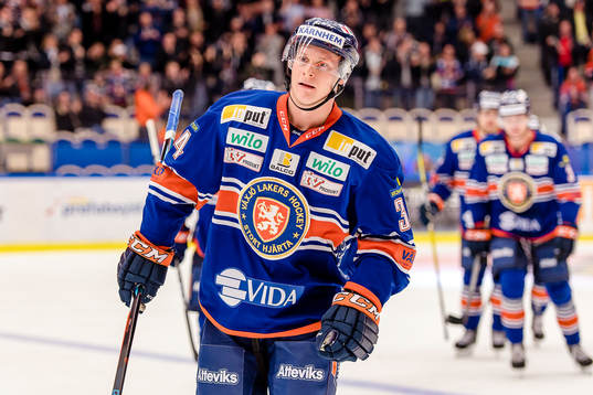 Växjös Olli Palola jublar