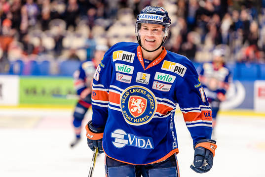 Växjös Geoff Platt jublar
