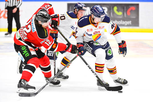 Malmö Redhawks Andreas Thuresson och Djurgårdens Lukas