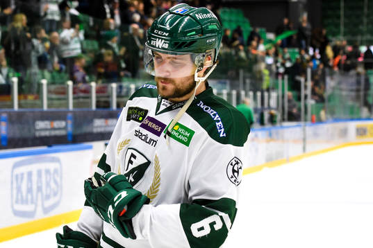 Färjestads Mikael Wikstrand deppar